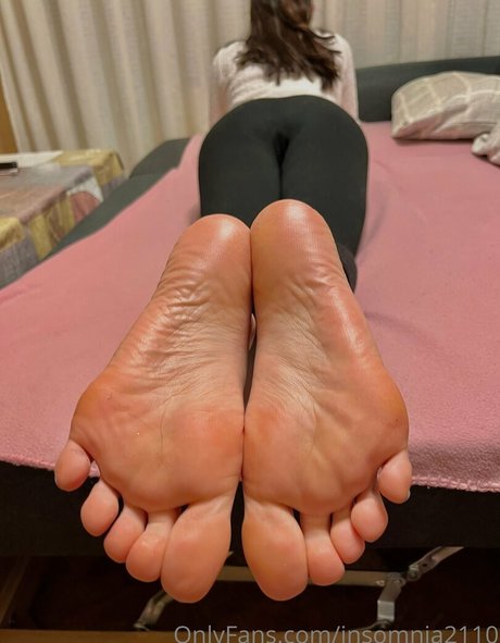 insomnia2110 onlyfans nude leaks