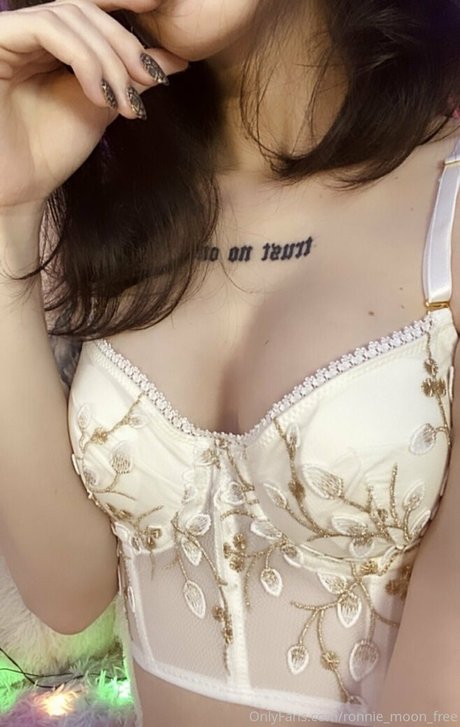 ronnie moon free sex onlyfans