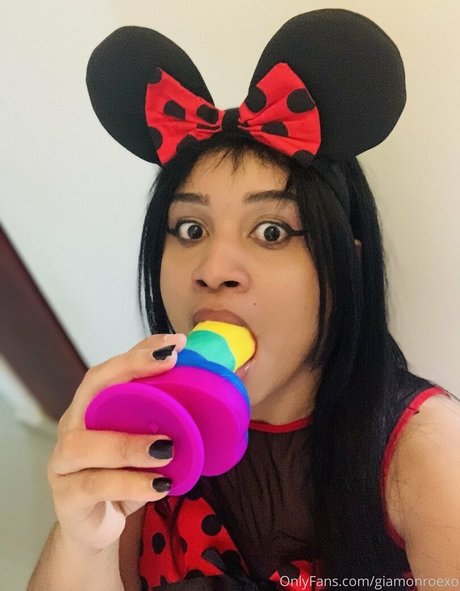 giamonroexo onlyfans leaked naked