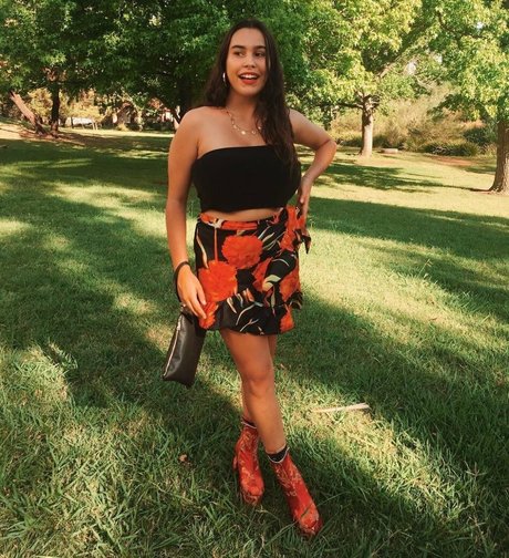 curvy free onlyfans pornographic illustration