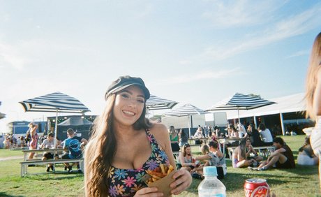 Molly Shield onlyfans leaks nude