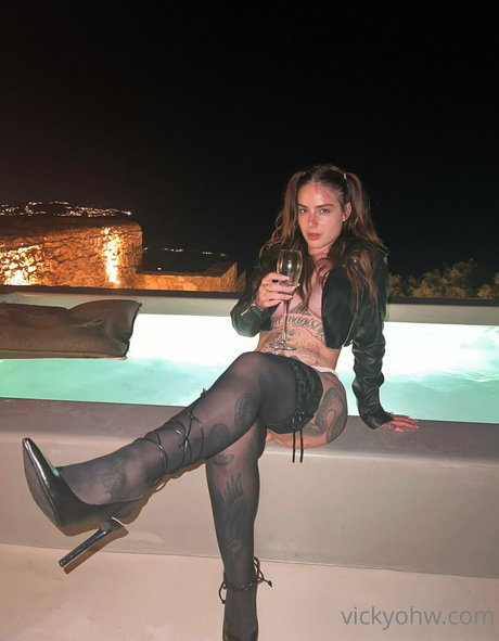 vickyohw onlyfans photo
