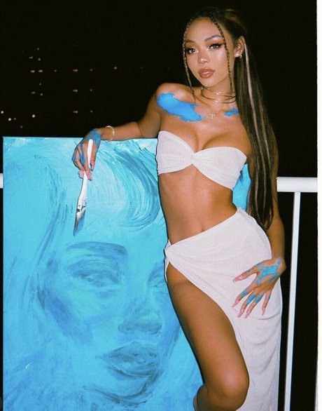 Stephanie Hikaru fans only