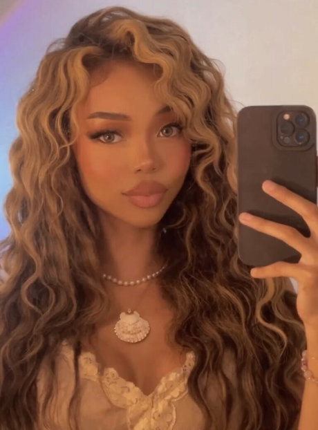 Stephanie Hikaru onlyfans leaked nudes