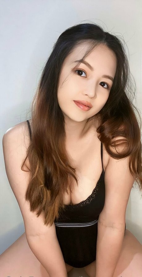 lucyxxxlucy nude only fans