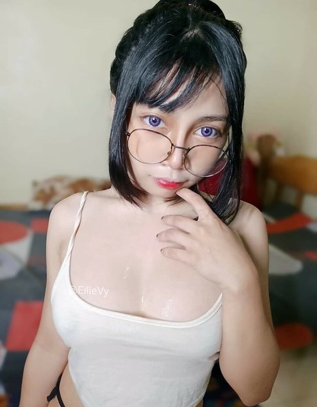 Eilie Vy leaked onlyfans pics
