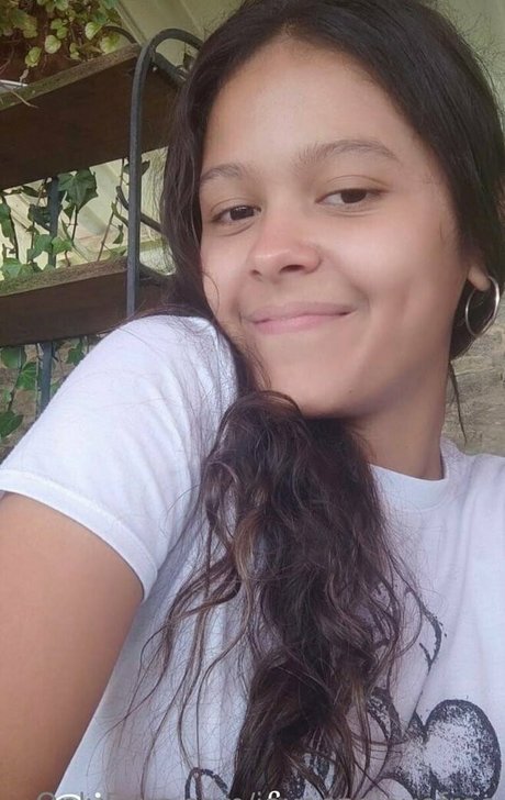 lesbian kissing onlyfans hot nude still