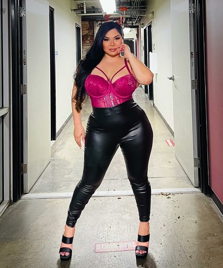 Mizuki Brown only fans nude