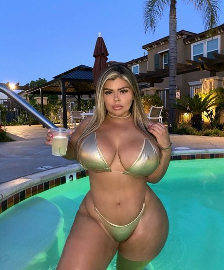 Michelle Mendez onlyfans leaks nude