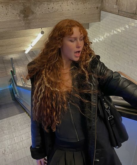 Nika Parker nude onlyfans