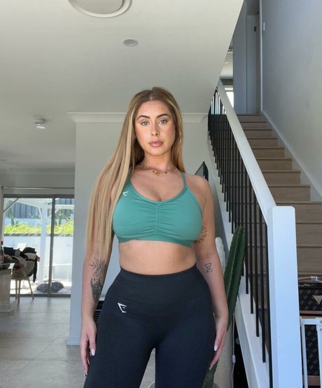 Ariella Nyssa onlyfans leak fuck