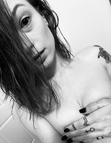 menarepotatoes onlyfans joi