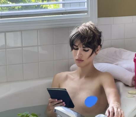 Soli Solstice onlyfans nude pictures