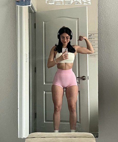 Anisia Martinez onlyfans sex tape