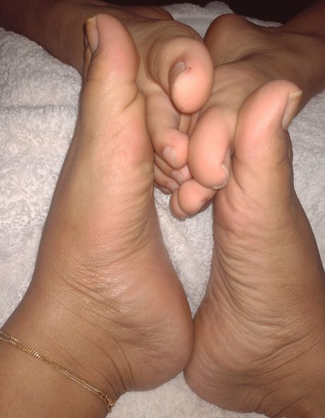 kelita val onlyfans leaked tits