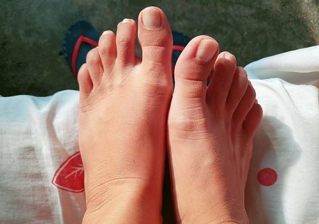 zafiro feet18 only fans review