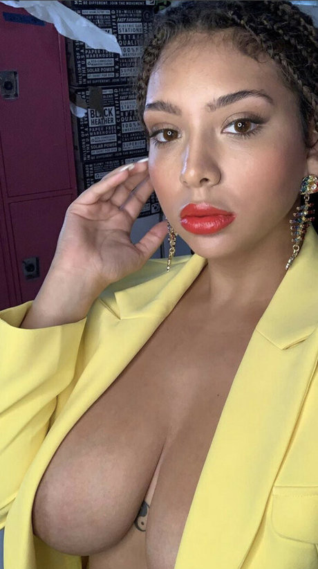 Annamarie Sarai leaked nude onlyfans