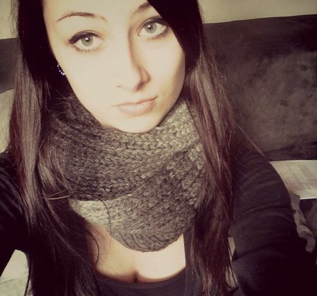 lizzzyfox onlyfans tits