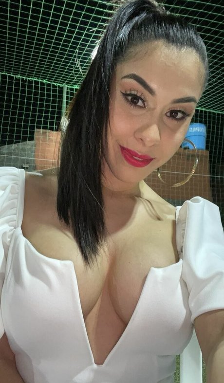 Rosy Alderete onlyfans public photos