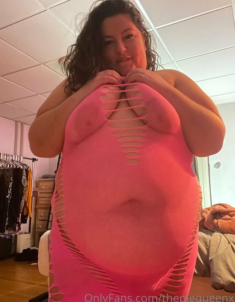 thepigqueenx only fans photos