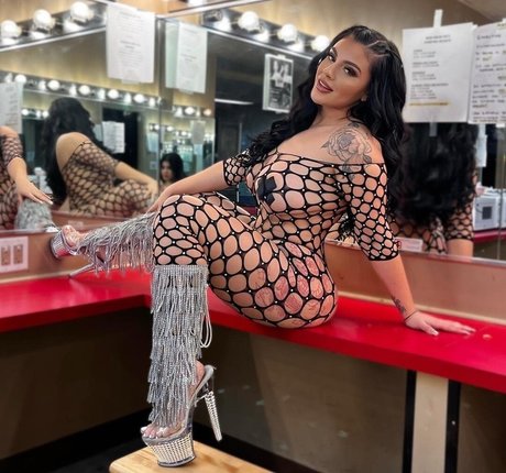 Chas ittyyy onlyfans lesk