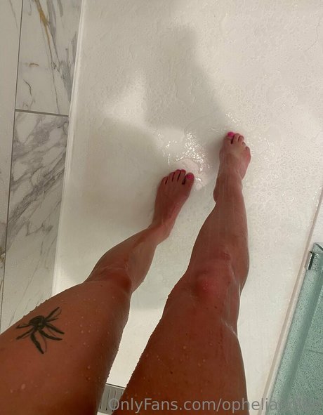 opheliagoldd onlyfans joi