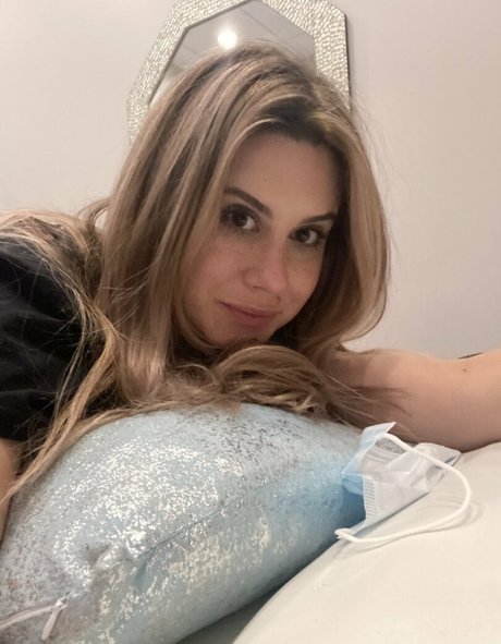 chloelamb onlyfans leaked.