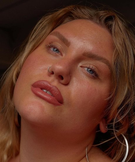 Lovaeij onlyfans sex