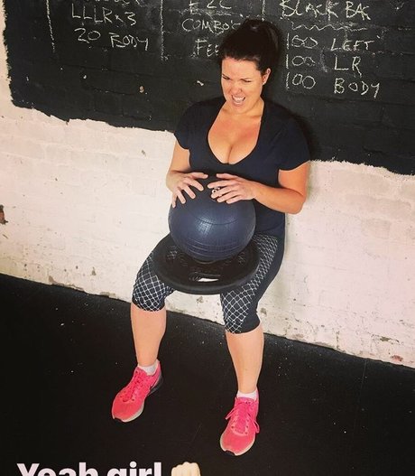 spreading onlyfans hot nude archive