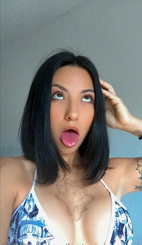 footprincesslouise nude leaked onlyfans