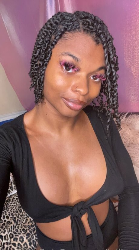 tslikaa onlyfans leaked nude