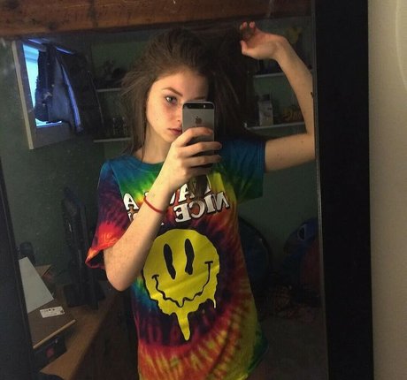 Lily Ana Alexander naked onlyfans leak