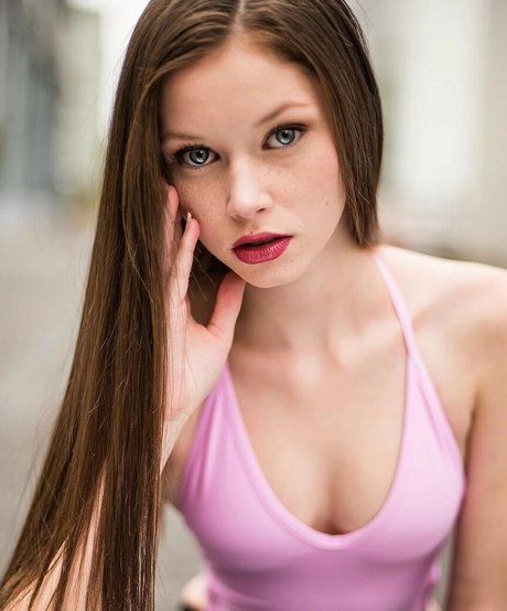 Lily Ana Alexander onlyfans sex