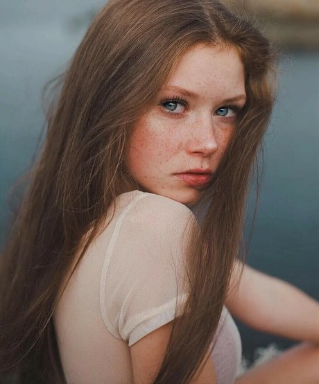 Lily Ana Alexander leaked porn onlyfans