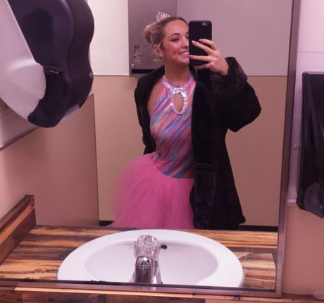 Kimi McFarland onlyfans nude tits