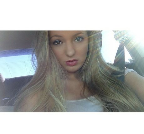 Kimi McFarland onlyfans strip