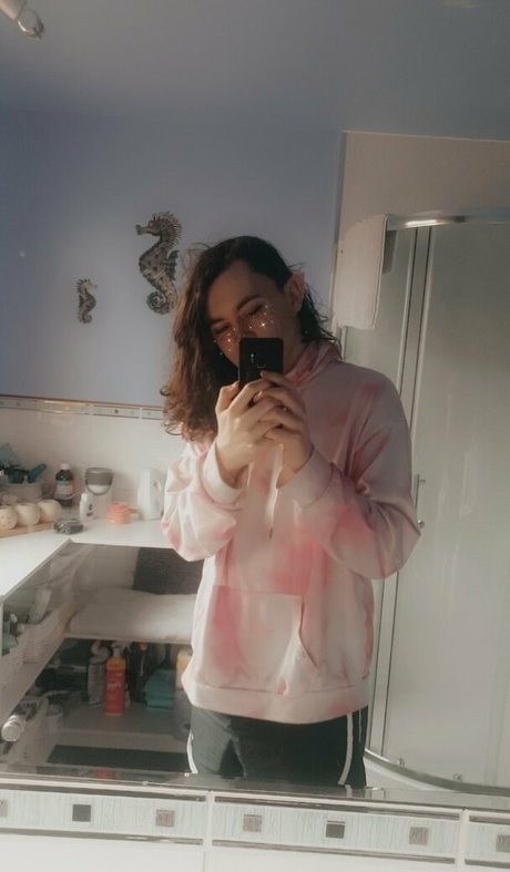 ass spread onlyfans porno still