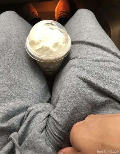 jeanblackxxx onlyfans explicit content