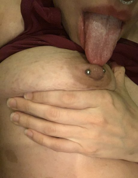 embermarley onlyfans free content