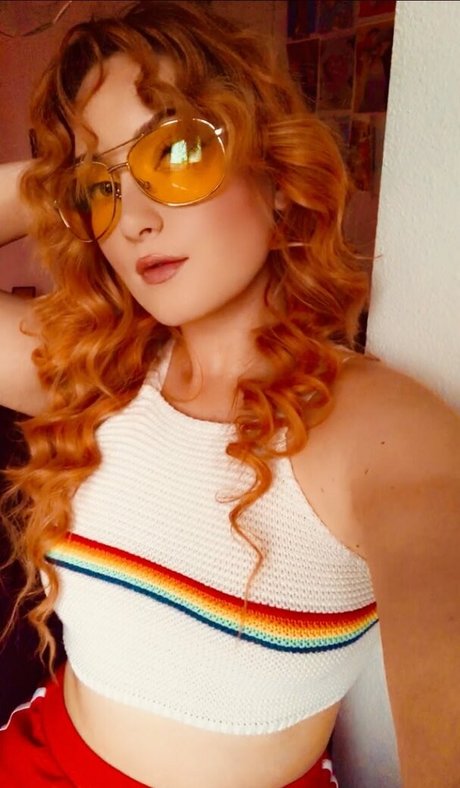 Mia Blossom onlyfans leaks