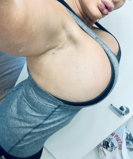 sexxystarr77 only fans.