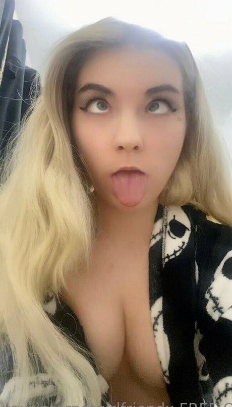 yourinternetgirlfriendx porn onlyfans leak