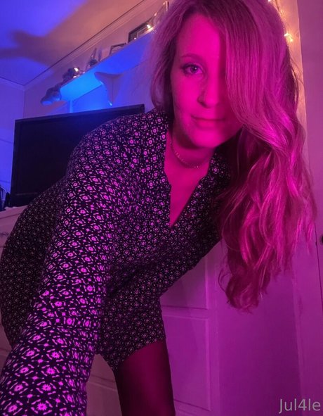 public onlyfans nude photo