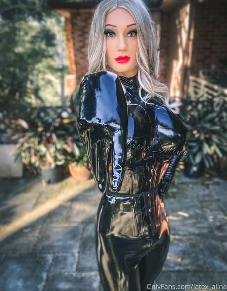 latex alina nude onlyfans