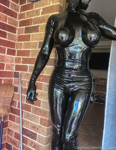 latex alina free onlyfans