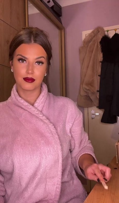 Gena desnuda onlyfans