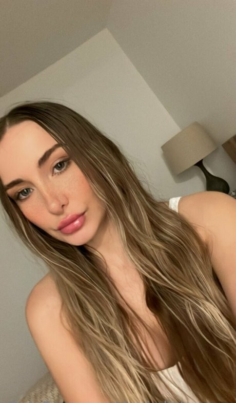 dani dickenson onlyfans explicit content