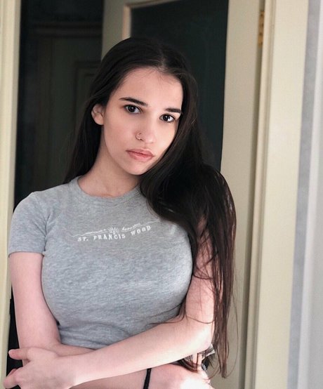 Kamilla Karieva onlyfans explicit content