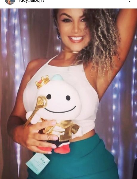 lucy albq17 onlyfans lean