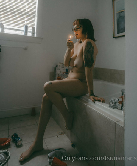 tsunamans naked onlyfans leaked